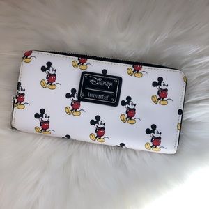 Disney Loungefly Mickey Mouse Wallet